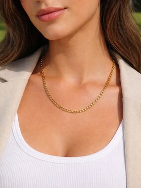 14k Classic Gold Figaro Chain Necklace